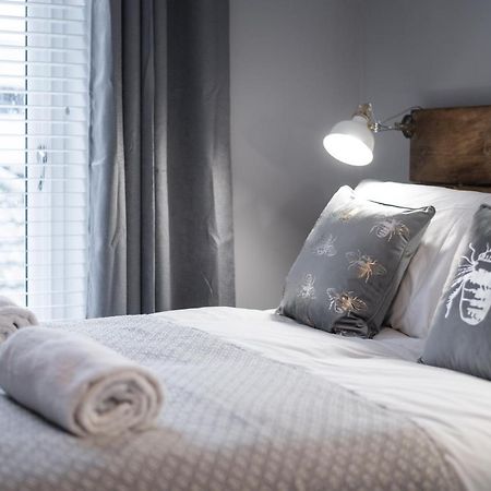 3Rm Flat, Smart Tv'S, Close To All Amenities لينيلي المظهر الخارجي الصورة