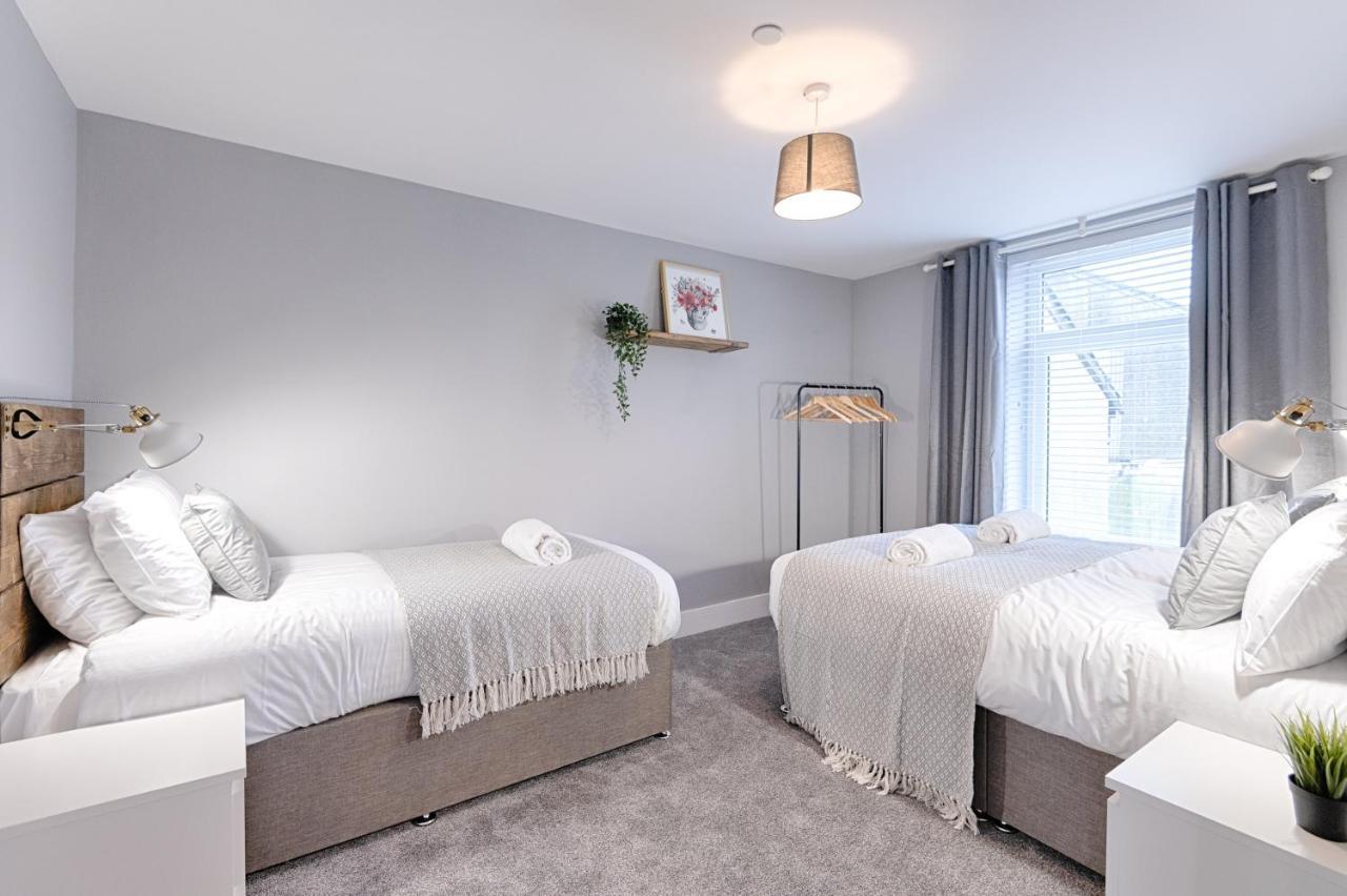 3Rm Flat, Smart Tv'S, Close To All Amenities لينيلي المظهر الخارجي الصورة