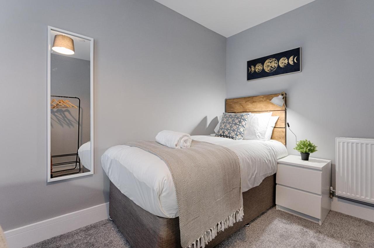 3Rm Flat, Smart Tv'S, Close To All Amenities لينيلي المظهر الخارجي الصورة